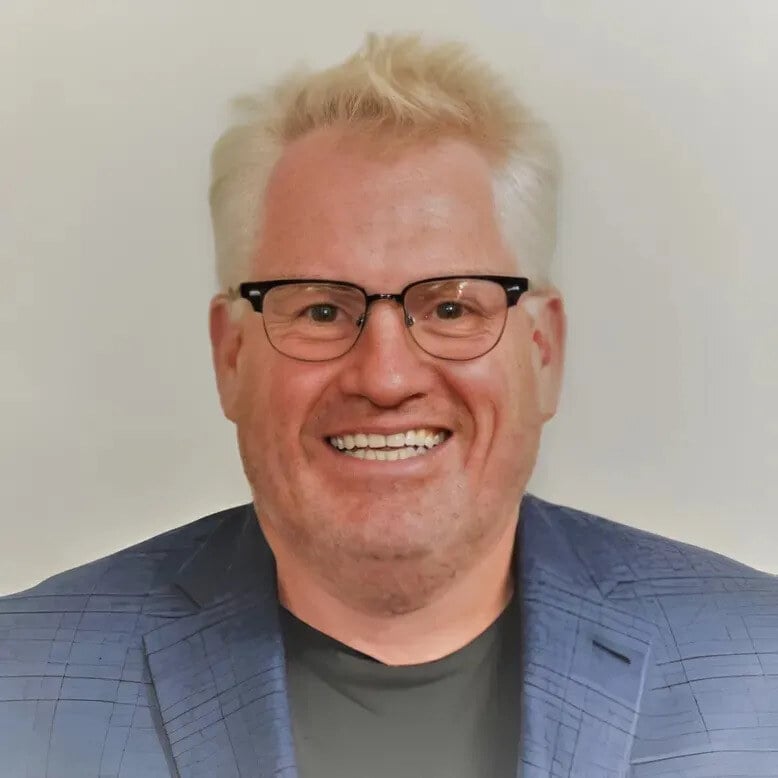 Scott_Thayer_Headshot